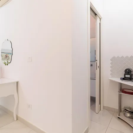 Appartement Luxury Dimora Di Celeste E Sole Strategic Hub For Pompeii, Sorrento, Amalfi, Capri